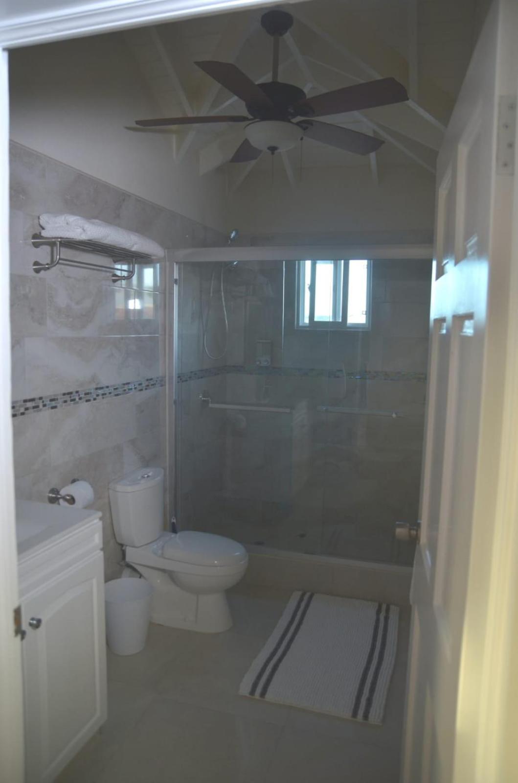 Ixoras Beach Apartments Saint Peter Rum bild
